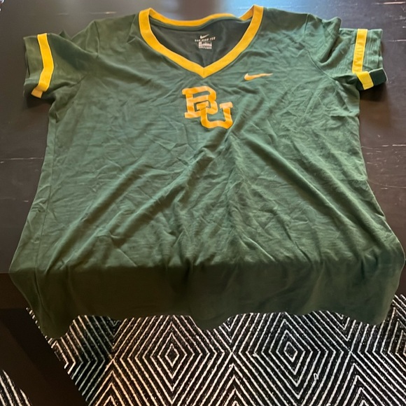 Nike Tops - Baylor University vneck women’s medium. GUC. Green/yellow.